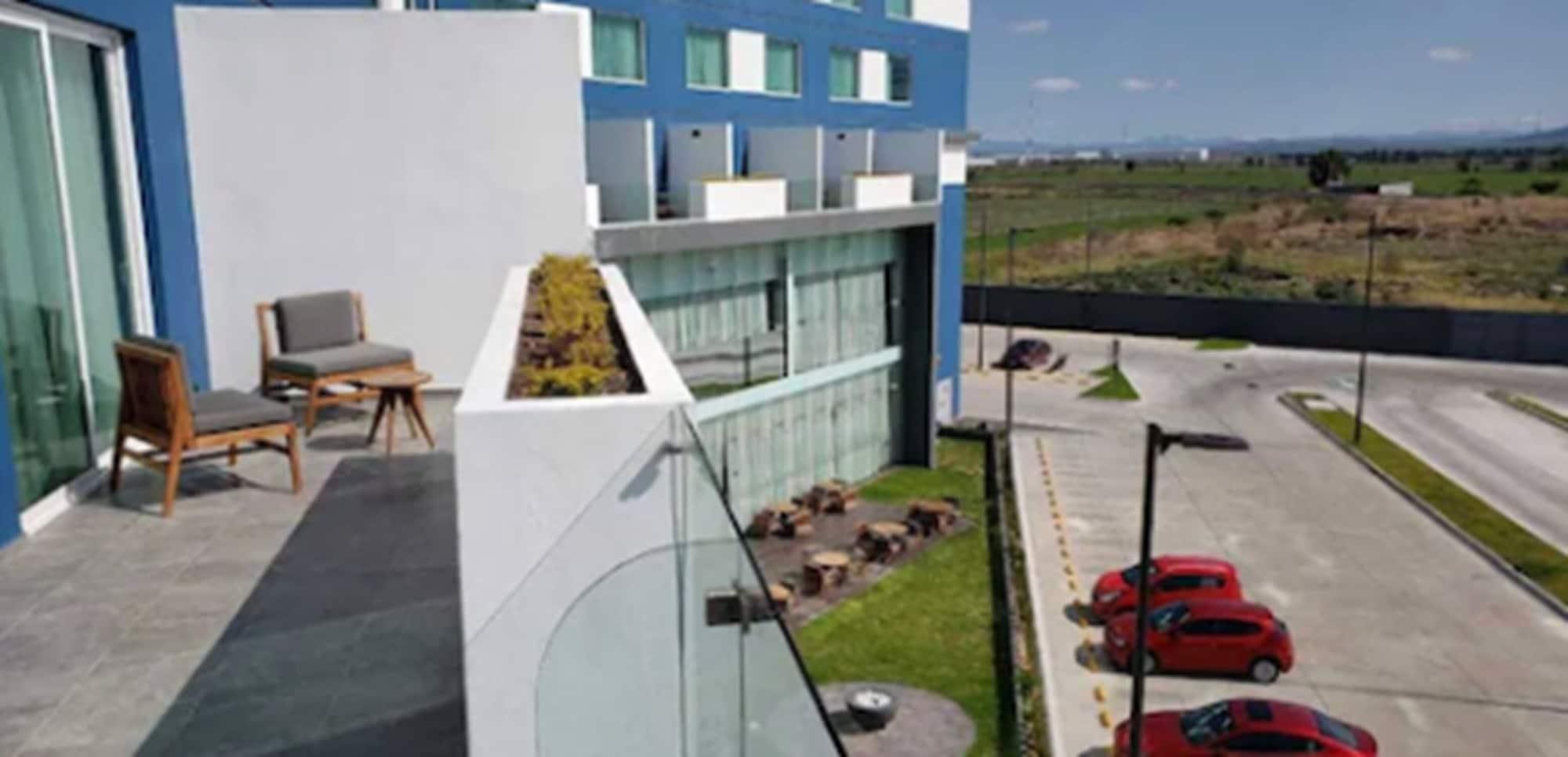 Hilton Garden Hotel 3*