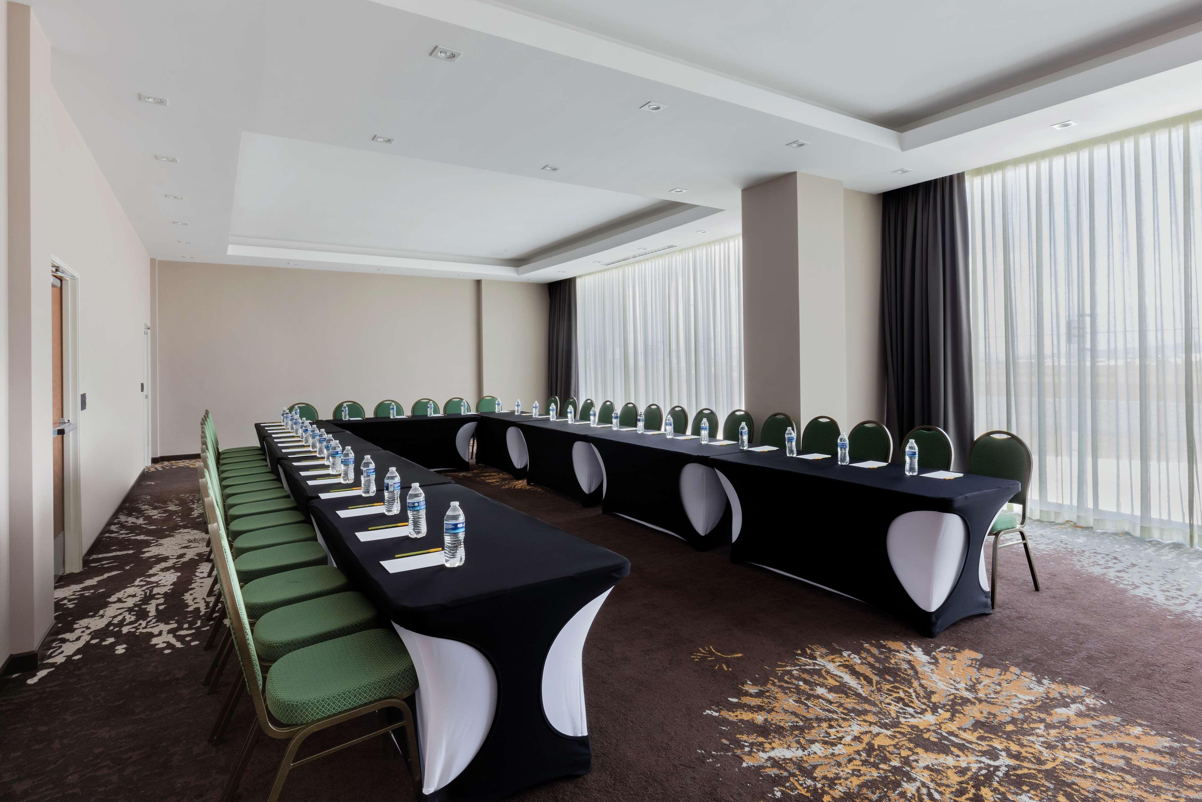 Hilton Garden