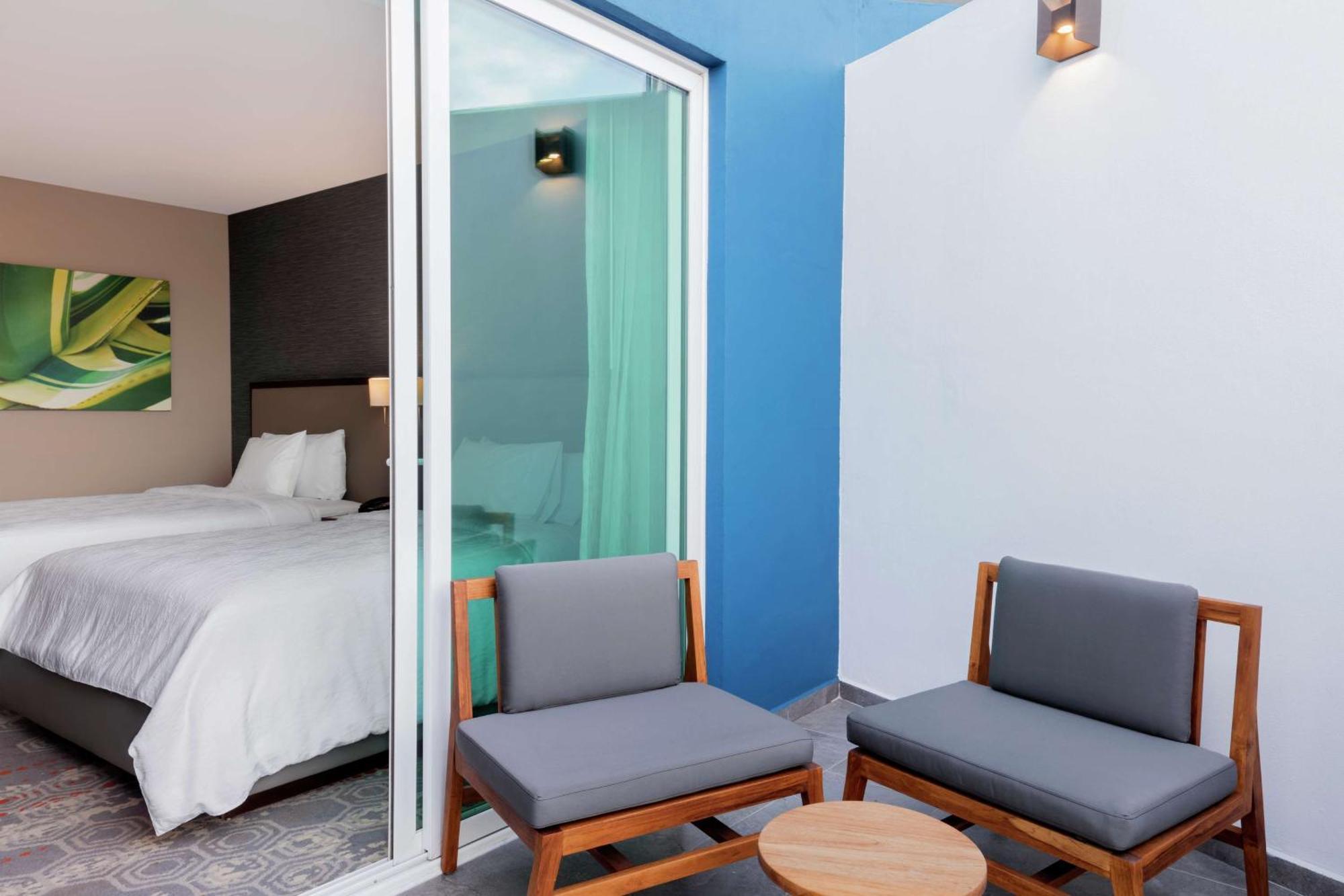 Hilton Garden Hotel 3*